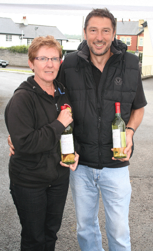 Plate Winners - Barbara Vaughan & Kon Tomczyk